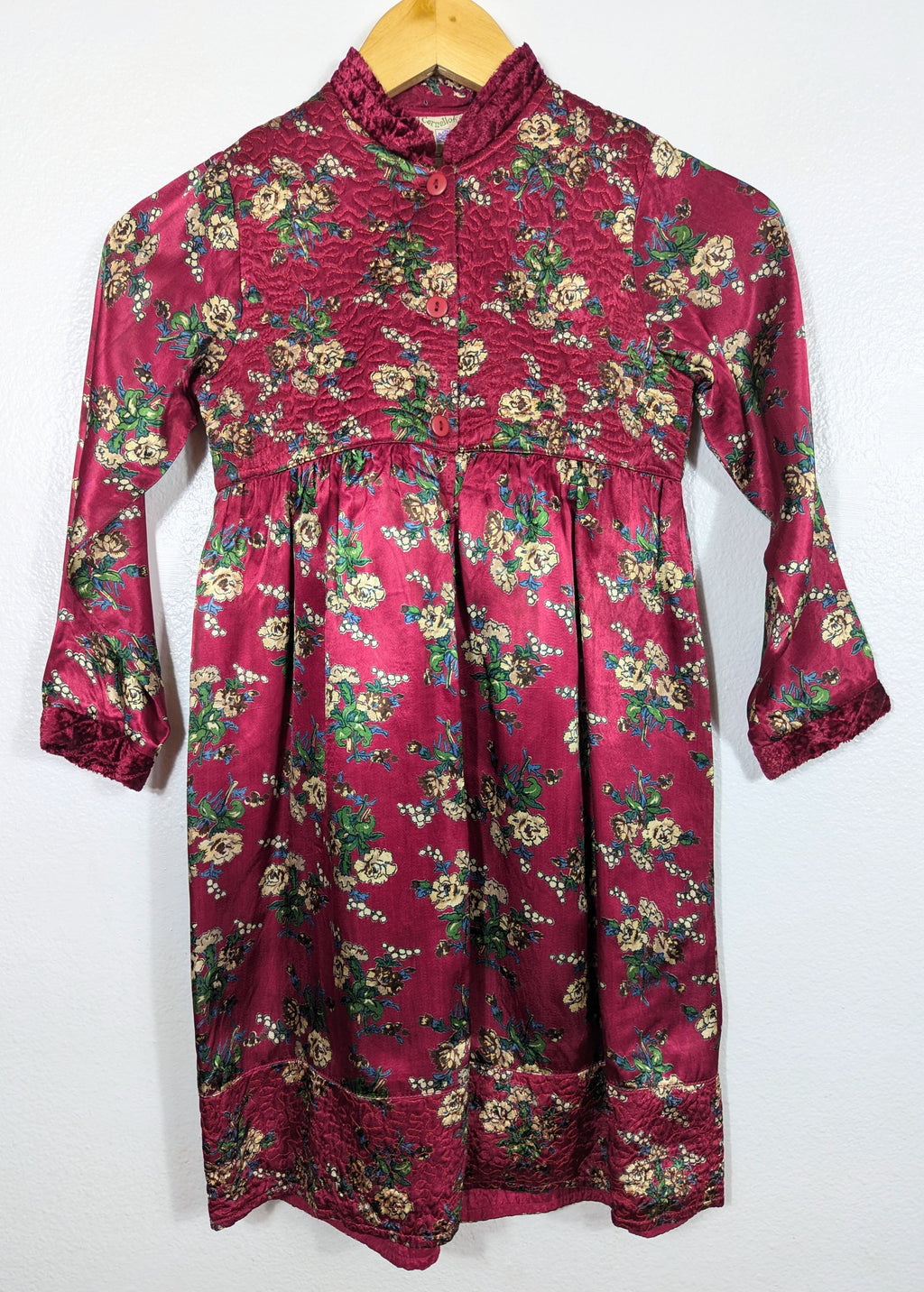 Vtg Beautiful Christmas Floral Silk Dress size 6